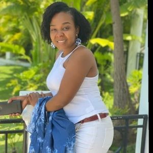 Meet your Posher, Lovely